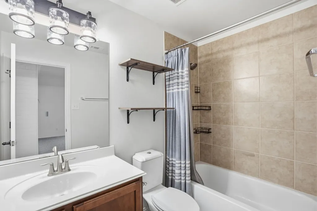 1433 Mesa Crest Drive Fort Worth TX 76052