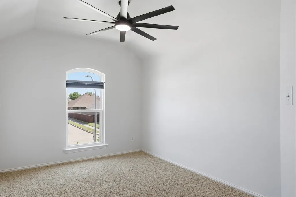 1433 Mesa Crest Drive Fort Worth TX 76052
