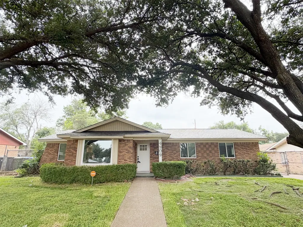 4909 Loch Lomond Drive Waco TX 76710