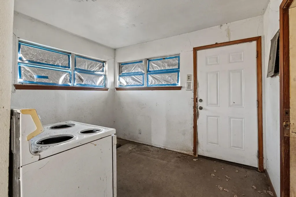 3467 E Farm Market 120 Denison TX 75021