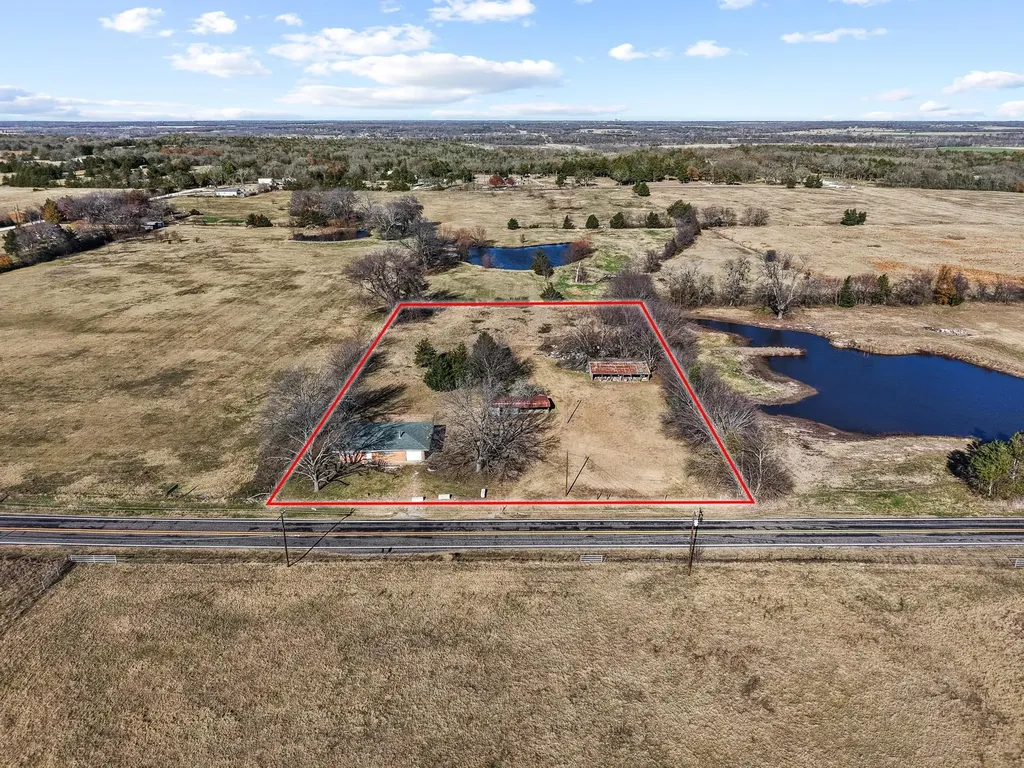 3467 E Farm Market 120 Denison TX 75021