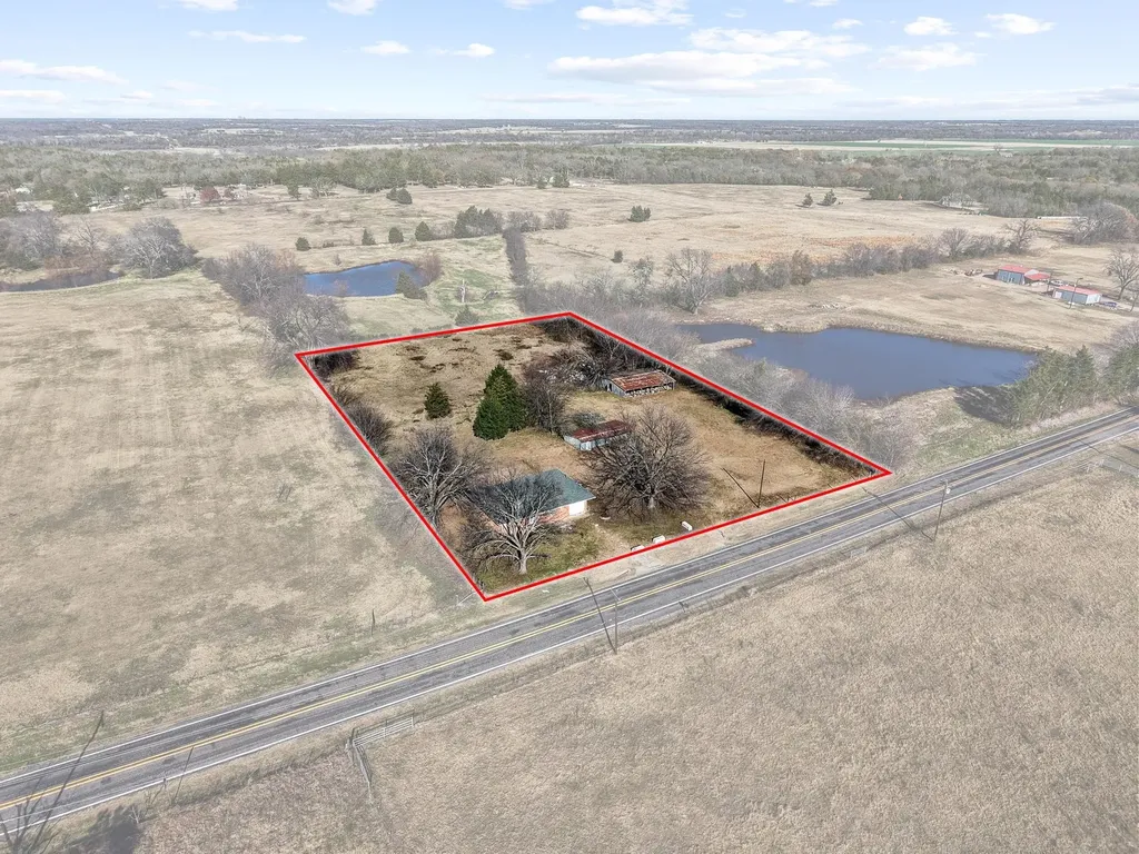 3467 E Farm Market 120 Denison TX 75021