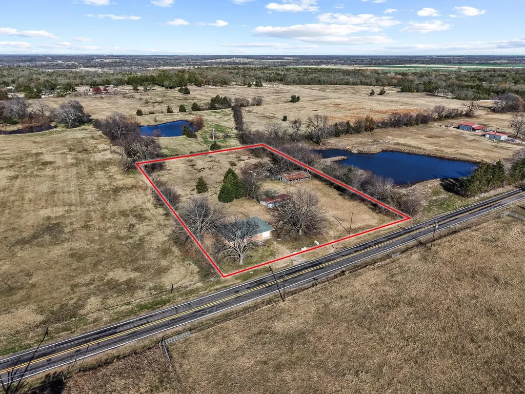 3467 E Farm Market 120 Denison TX 75021