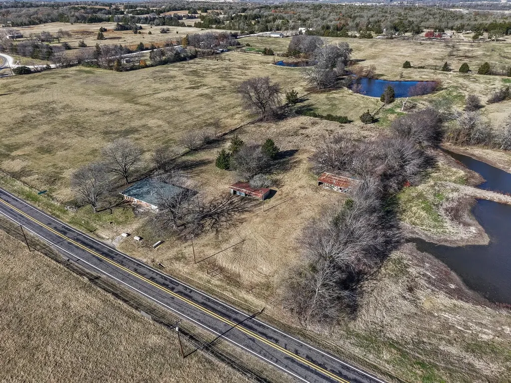 3467 E Farm Market 120 Denison TX 75021