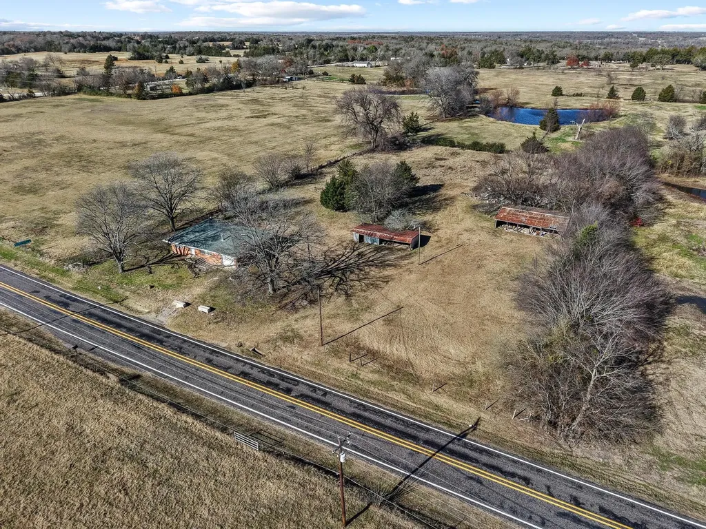 3467 E Farm Market 120 Denison TX 75021