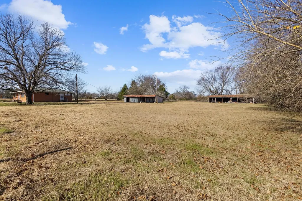 3467 E Farm Market 120 Denison TX 75021