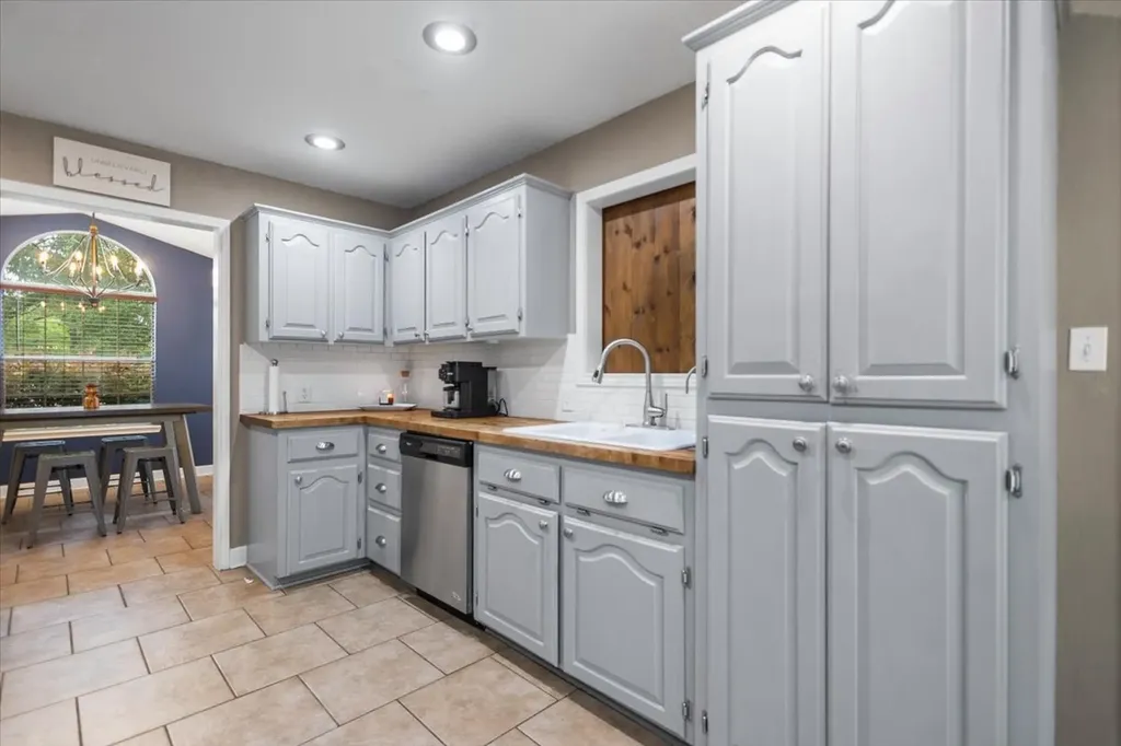 139 Cr 4217 Jacksonville TX 75766
