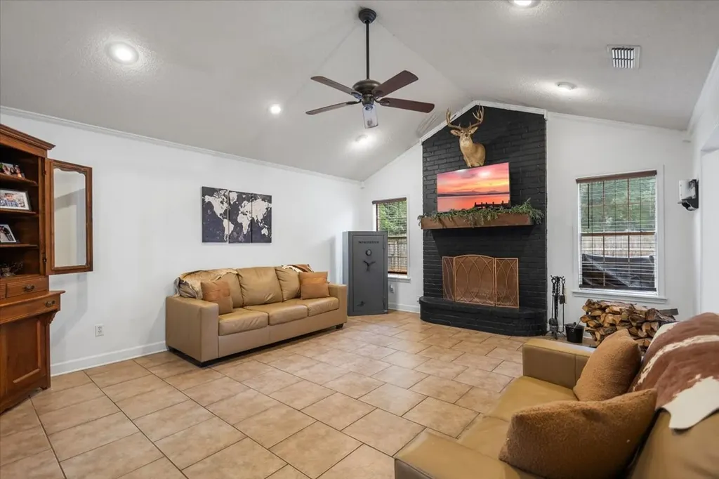 139 Cr 4217 Jacksonville TX 75766