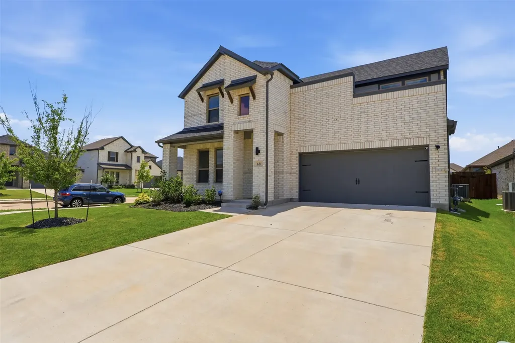 631 Southern Hills Drive Red Oak TX 75154