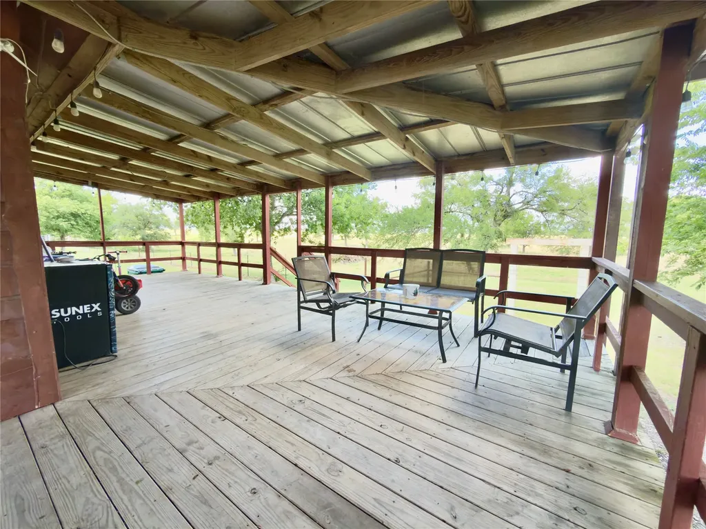 1600 Hcr 2302 S Abbott TX 76621
