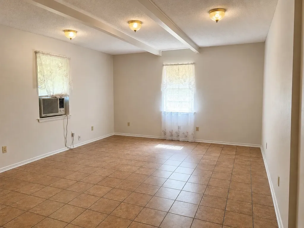 536 E 4th Street Joshua TX 76058