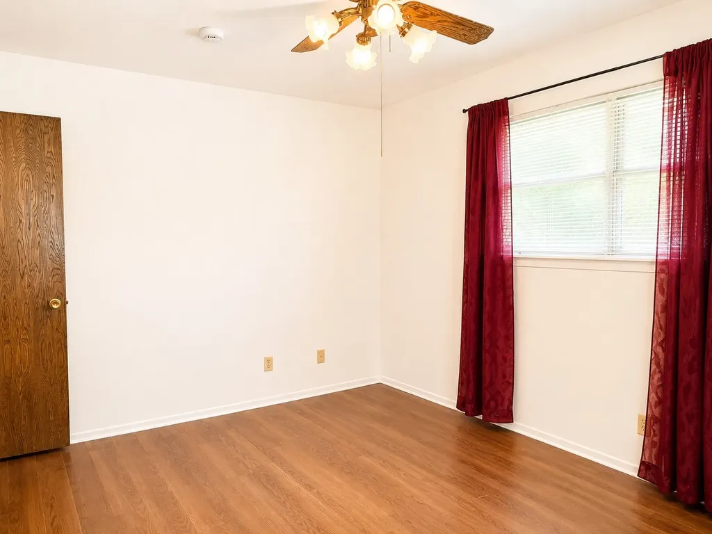 536 E 4th Street Joshua TX 76058