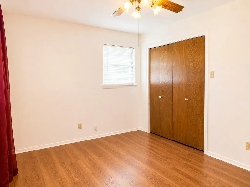 536 E 4th Street Joshua TX 76058