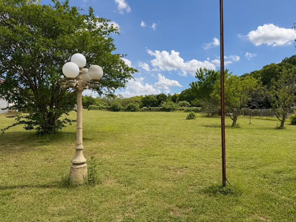536 E 4th Street Joshua TX 76058