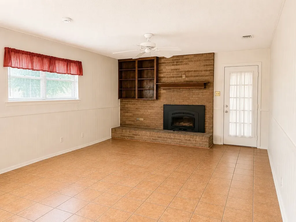 536 E 4th Street Joshua TX 76058