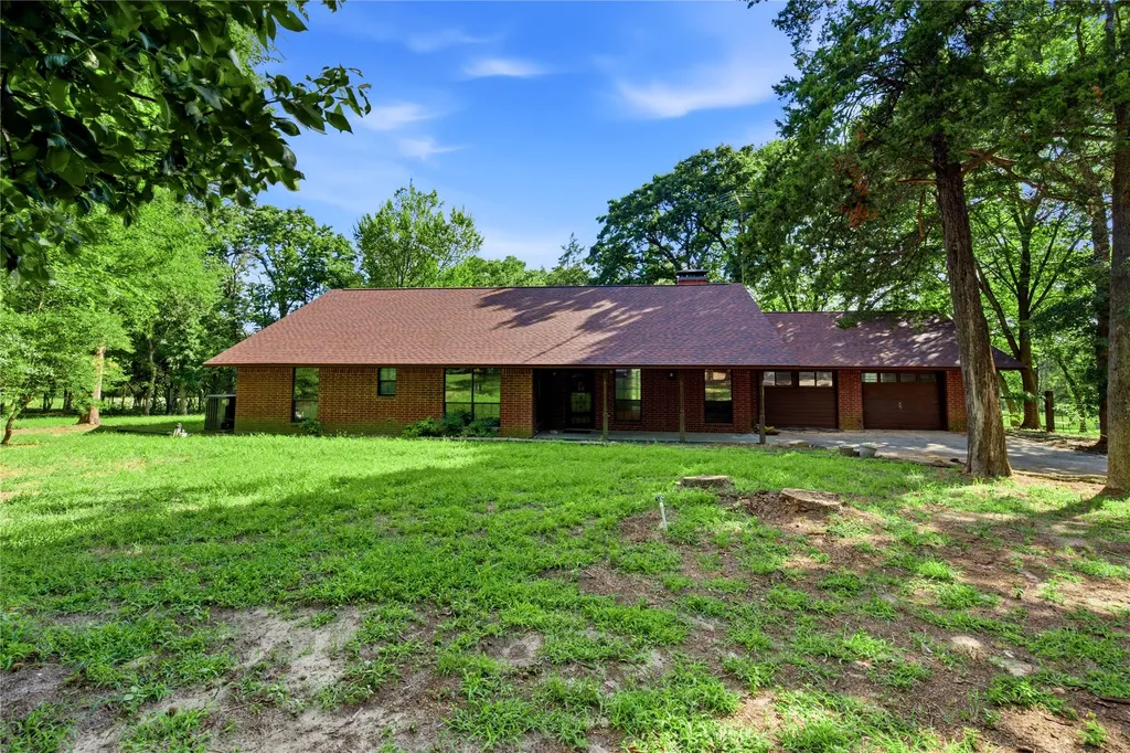 6231 County Road 4511 Athens TX 75752