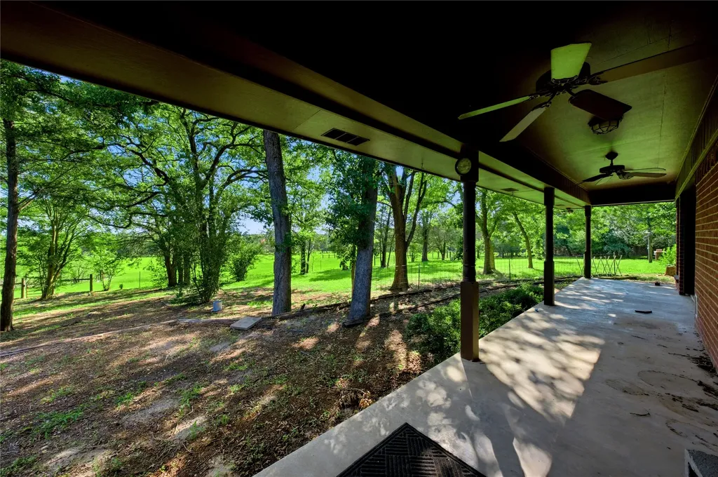 6231 County Road 4511 Athens TX 75752