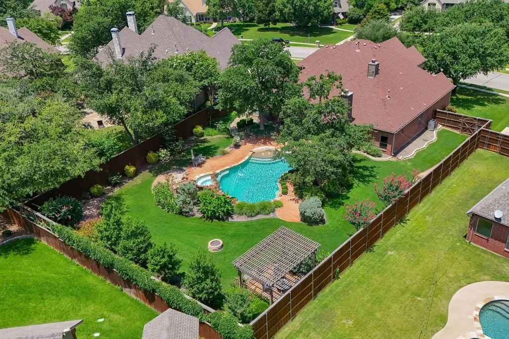 3917 Maggies Meadow Denton TX 76210