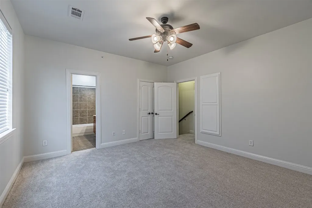 2316 Stutz Drive Dallas TX 75235