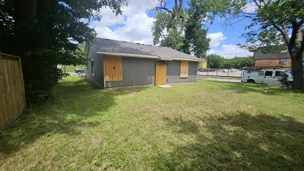 4322 Robert L Parish Sr Avenue Dallas TX 75210