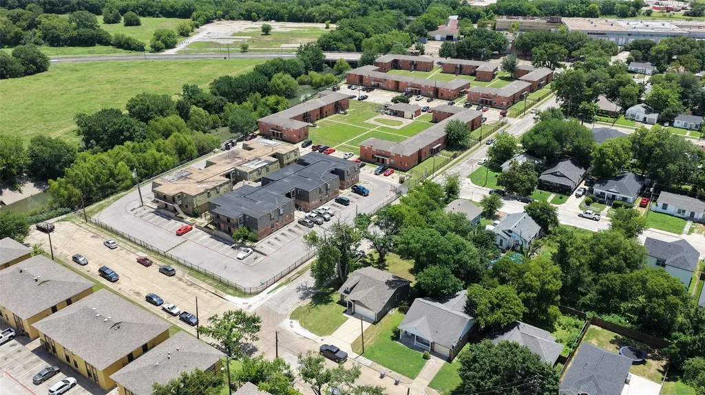 4322 Robert L Parish Sr Avenue Dallas TX 75210