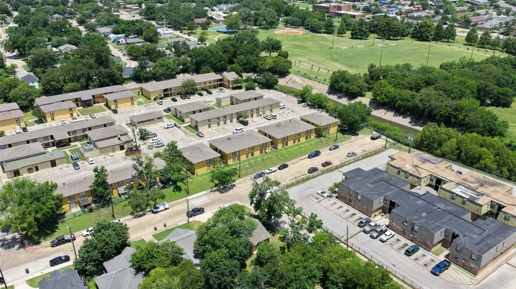 4322 Robert L Parish Sr Avenue Dallas TX 75210