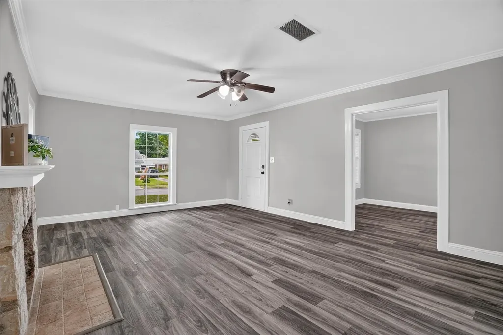 2512 Marigold Avenue Fort Worth TX 76111