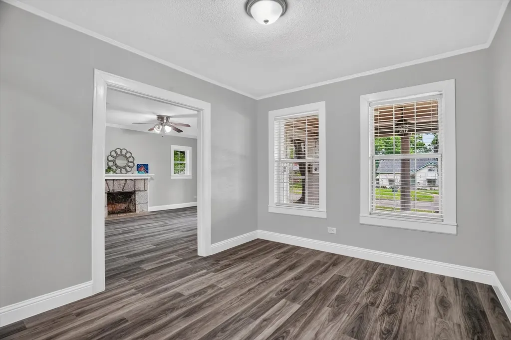 2512 Marigold Avenue Fort Worth TX 76111