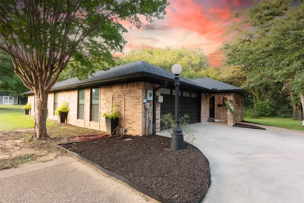 4000 Post Oak Road Flower Mound TX 75022