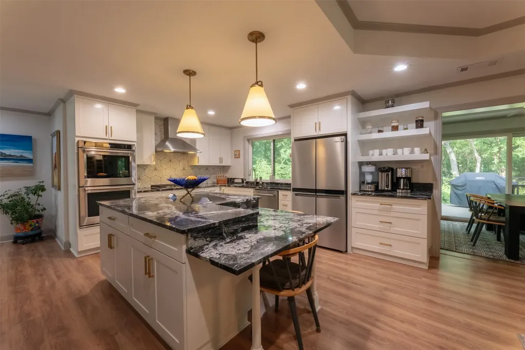 4000 Post Oak Road Flower Mound TX 75022