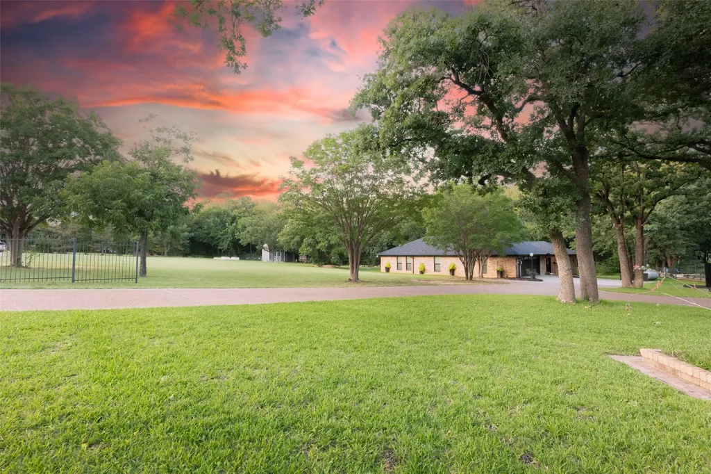 4000 Post Oak Road Flower Mound TX 75022