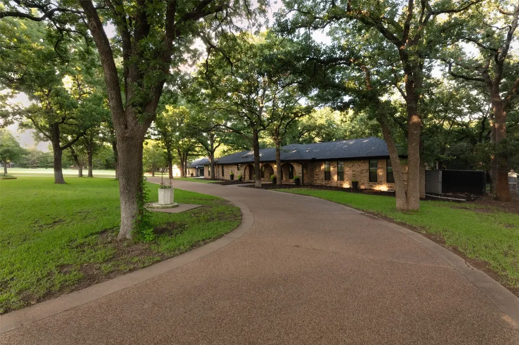 4000 Post Oak Road Flower Mound TX 75022