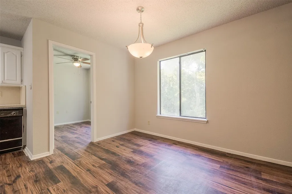 244 W Mcfarland Street Bells TX 75414
