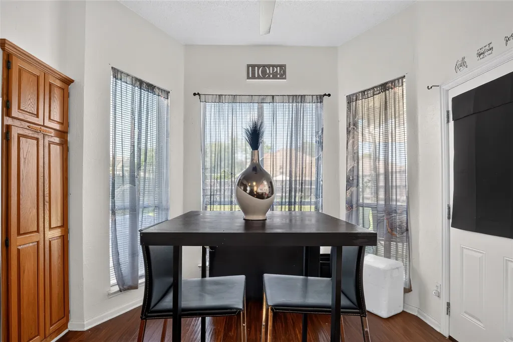 2306 Bent Brook Drive Mesquite TX 75181