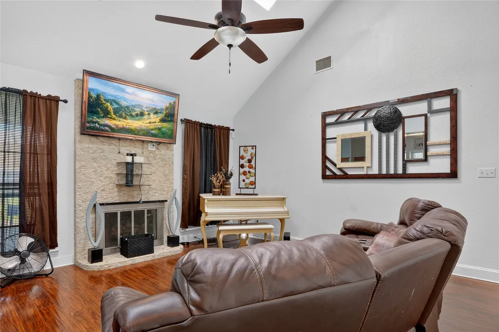 2306 Bent Brook Drive Mesquite TX 75181