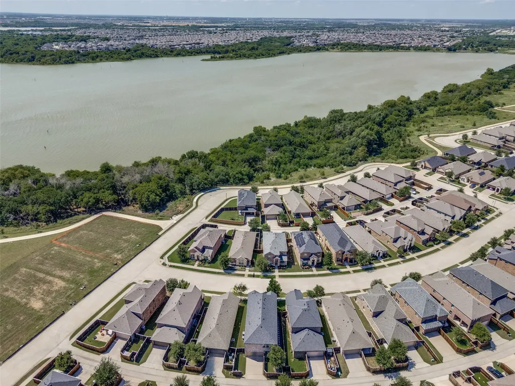 2261 Barx Drive Little Elm TX 75068