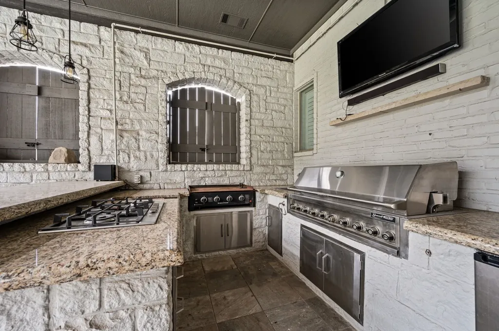 1705 Bison Meadow Lane Heath TX 75032