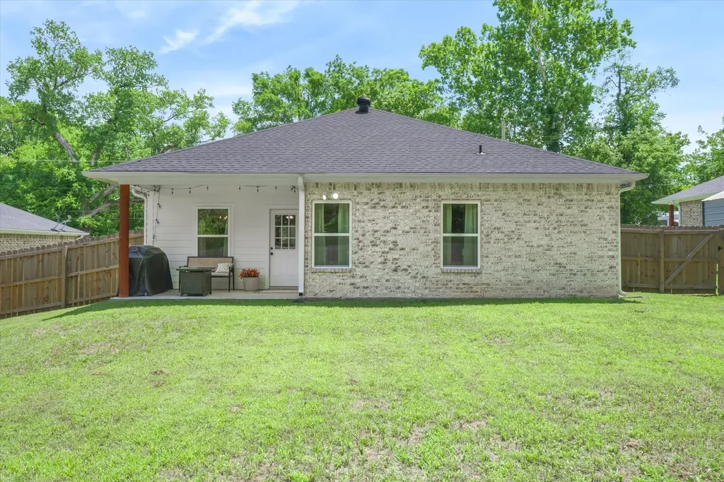 10883 Browning Street Brownsboro TX 75756