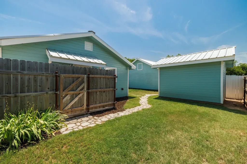 1107 Vine Street Abilene TX 79602