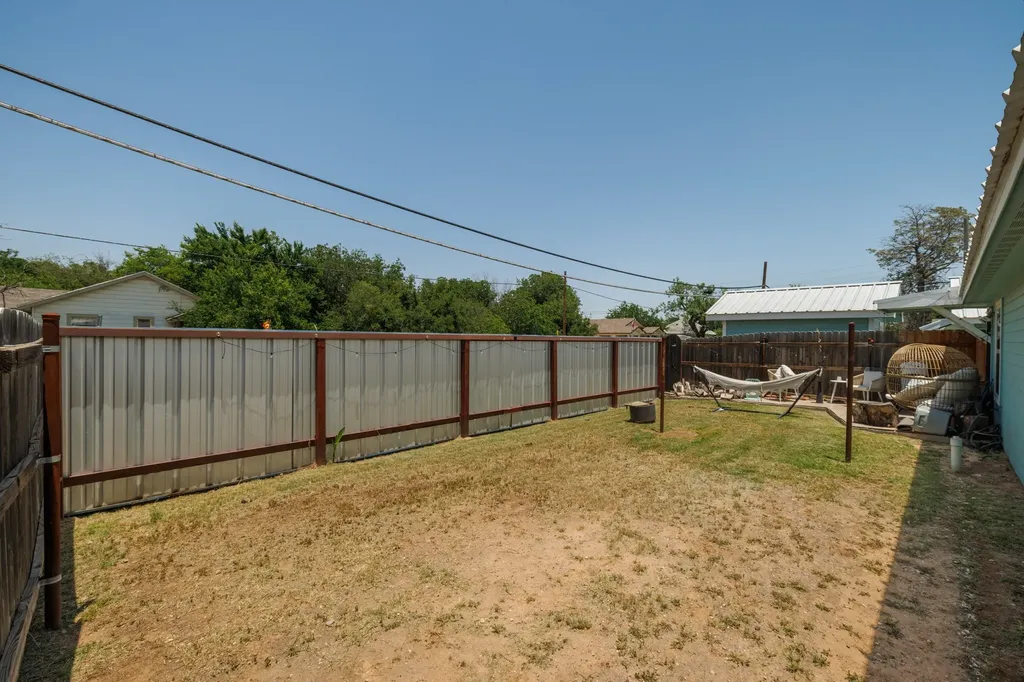 1107 Vine Street Abilene TX 79602