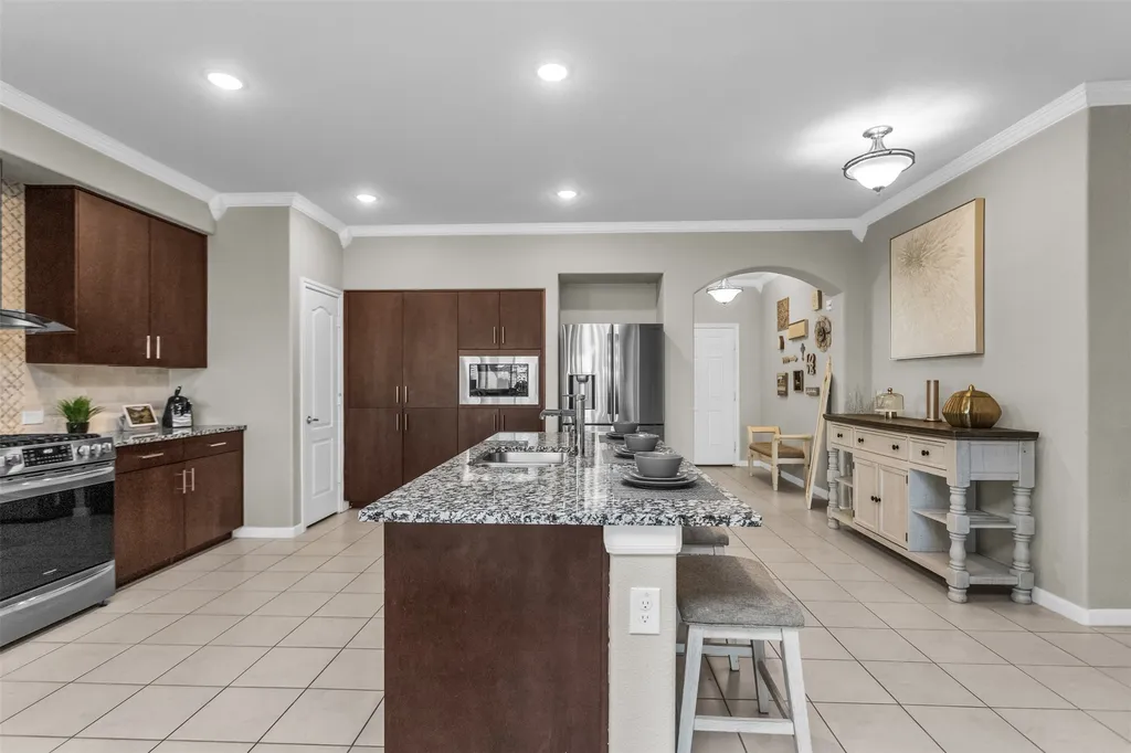 529 Bermuda Avenue Lancaster TX 75146