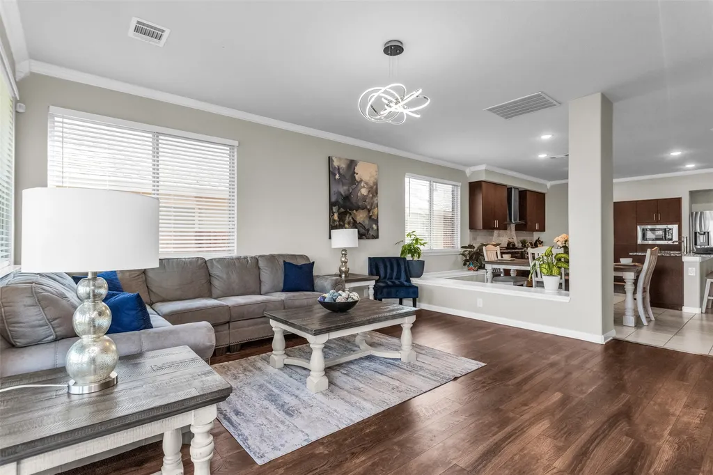 529 Bermuda Avenue Lancaster TX 75146