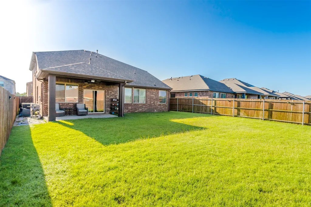 529 Bermuda Avenue Lancaster TX 75146