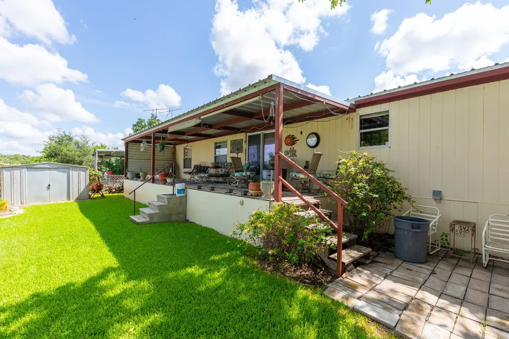 209 Lakeview Drive Coleman TX 76834