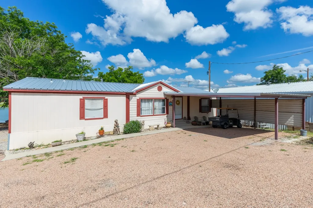 209 Lakeview Drive Coleman TX 76834