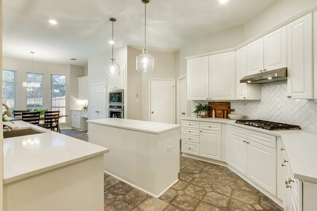 3517 Marchwood Drive Richardson TX 75082