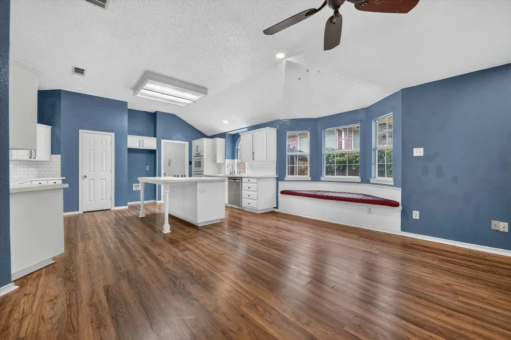 7700 Black Bear Court Fort Worth TX 76137