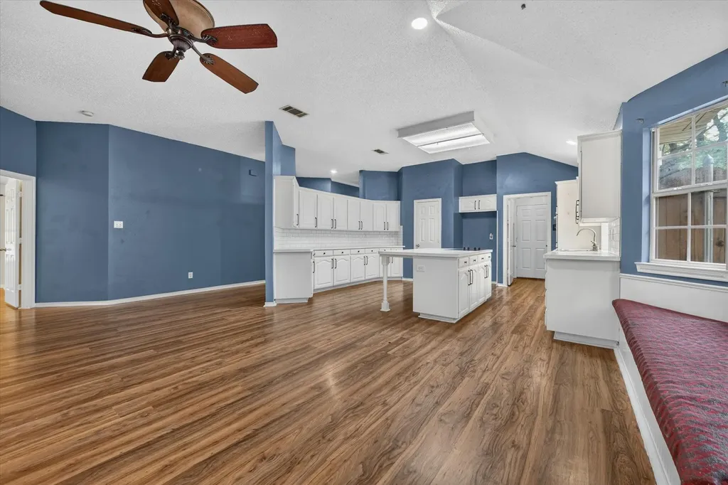 7700 Black Bear Court Fort Worth TX 76137