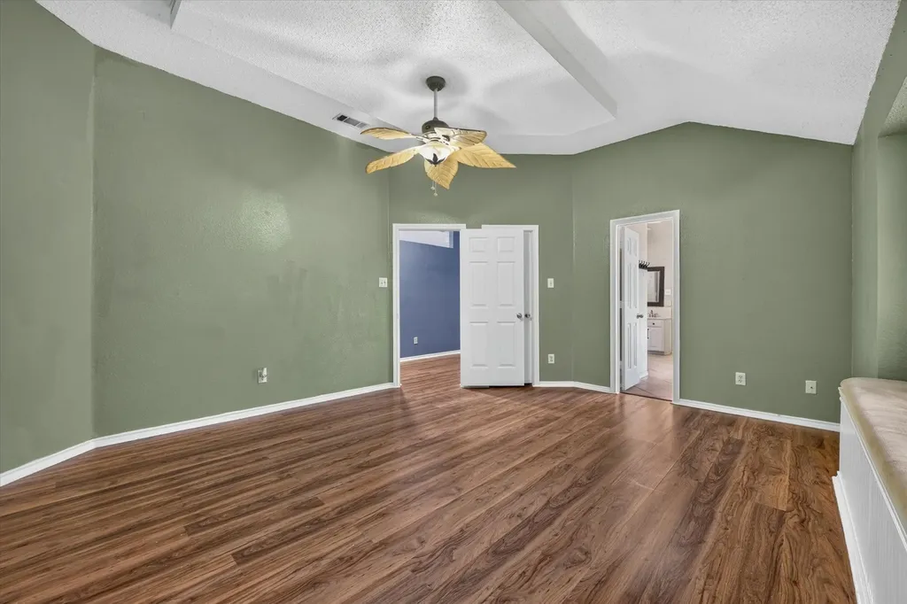 7700 Black Bear Court Fort Worth TX 76137