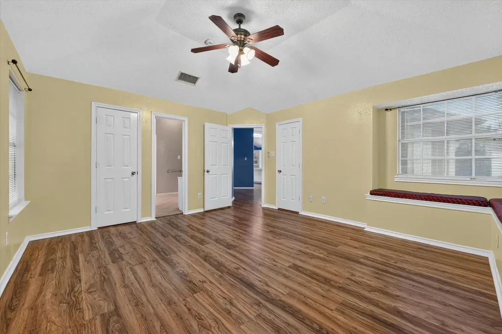 7700 Black Bear Court Fort Worth TX 76137